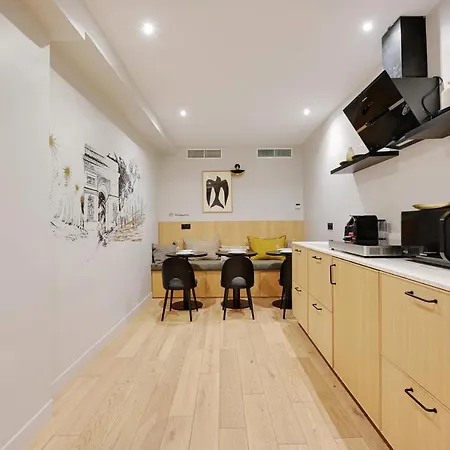Magnificent - 2br-7p - Auteuil
